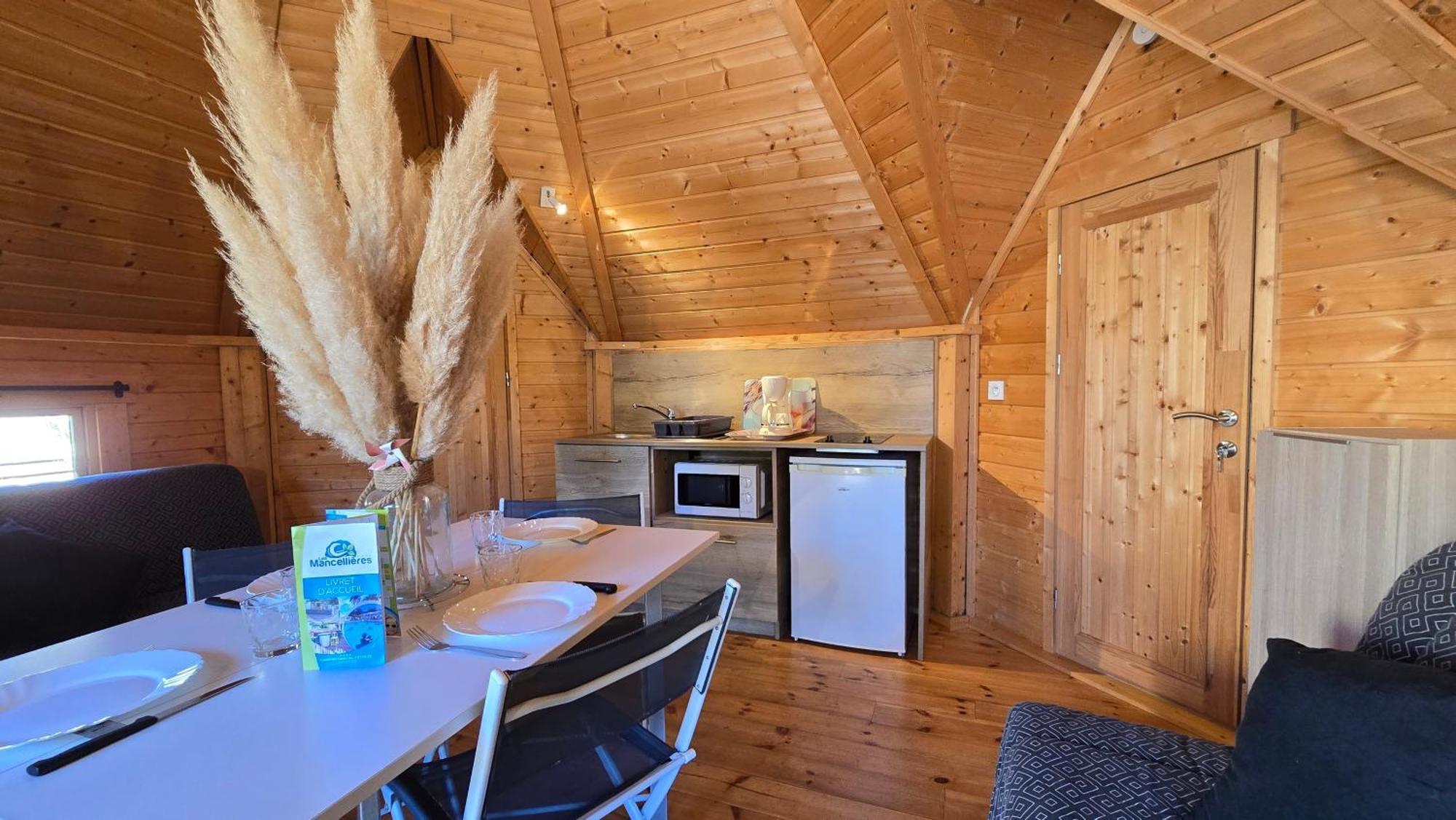 Camping Les Mancellieres Avrille  Номер фото